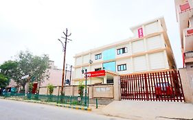 Shri Radha Palace Vrindavan